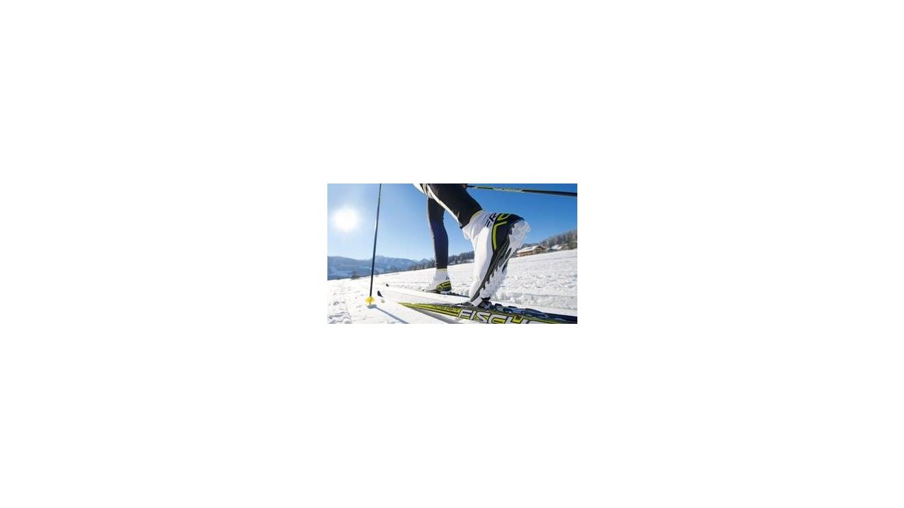 cross-country-skiing-624246-960-720